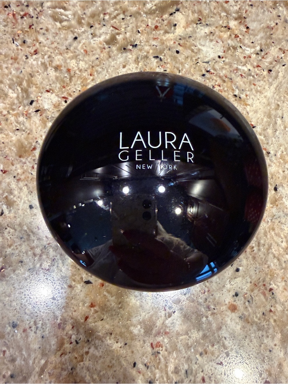 NEW Laura Geller Baked Balance-n-Brighten Color Correcting Foundation - Picture 3 of 4